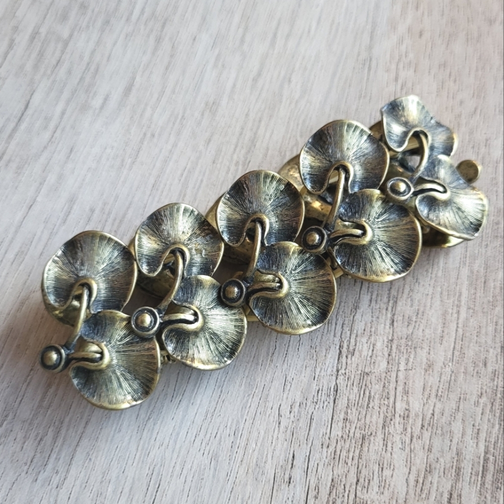 1950s Ginko Leaf Stretch Bracelet View 6